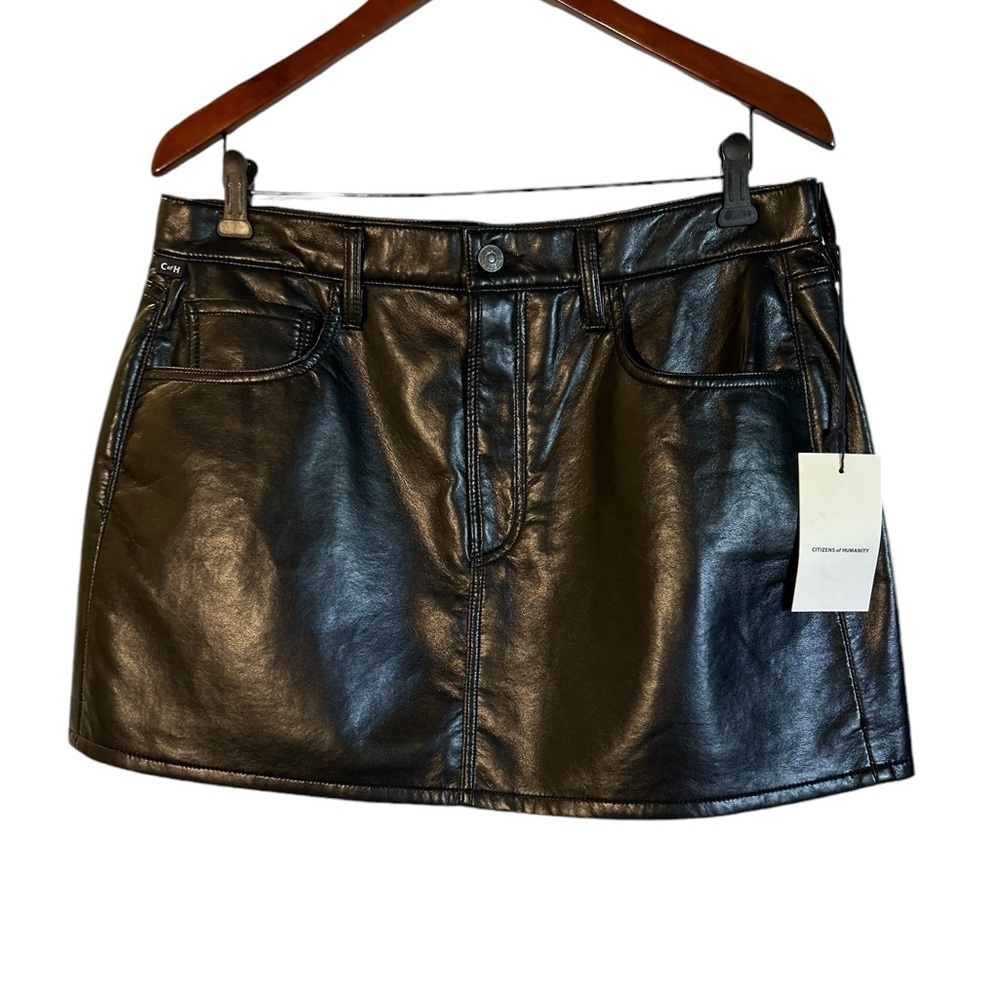 CITIZENS OF HUMANITY NWT
Recycled Black Leather Mini Skirt in Sz 30 - Picture 6 of 9